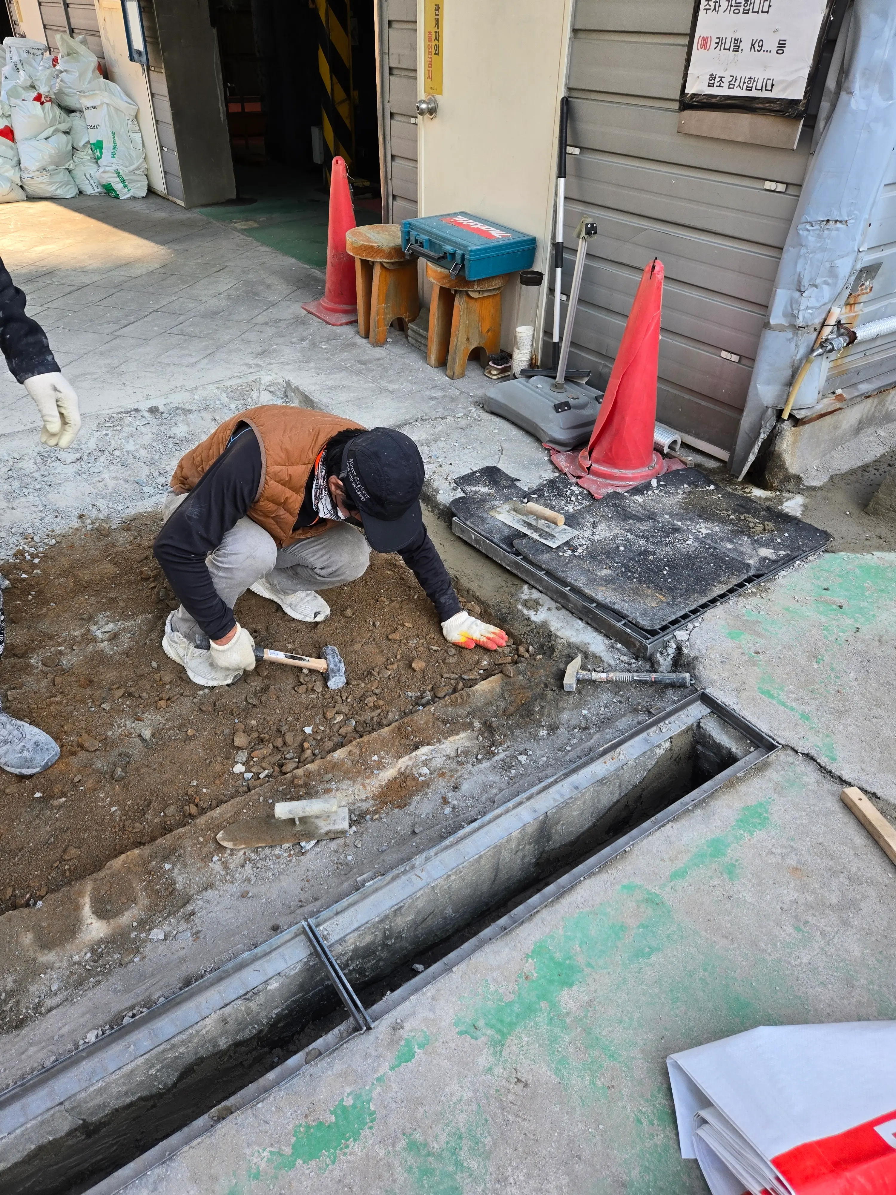 주차장 에폭시 시공 작업 사진 5