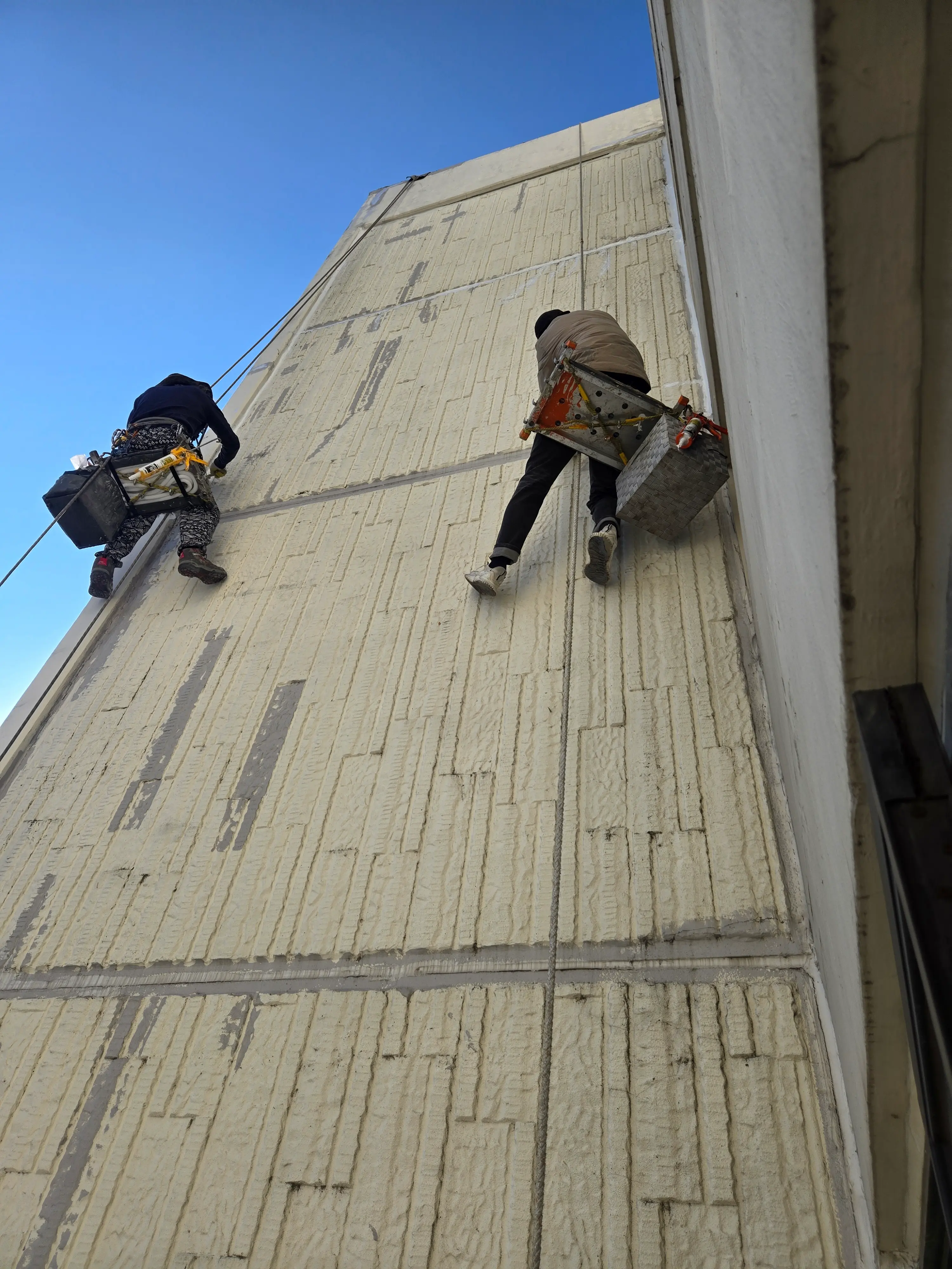 외벽 발수제 시공 작업 사진 5