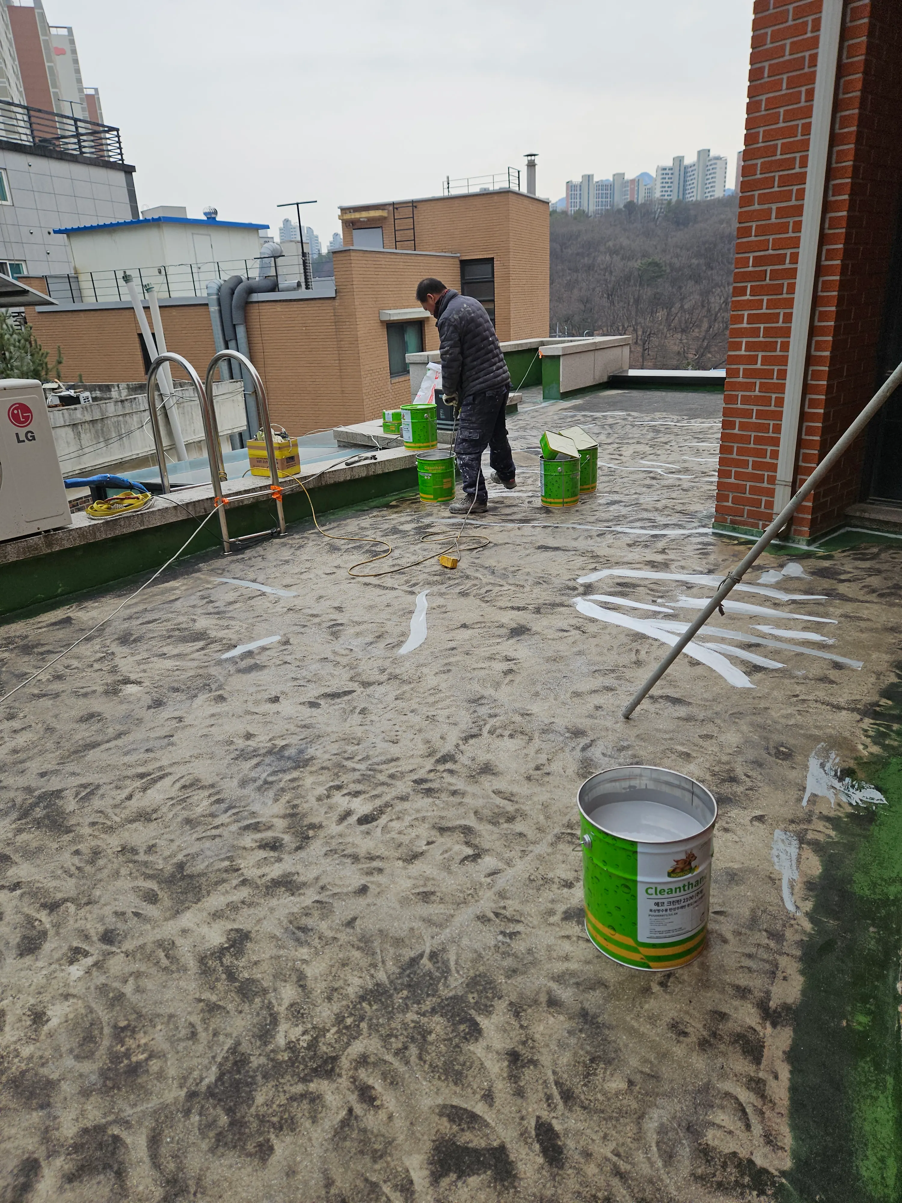 옥상 방수 시공 작업 사진 4