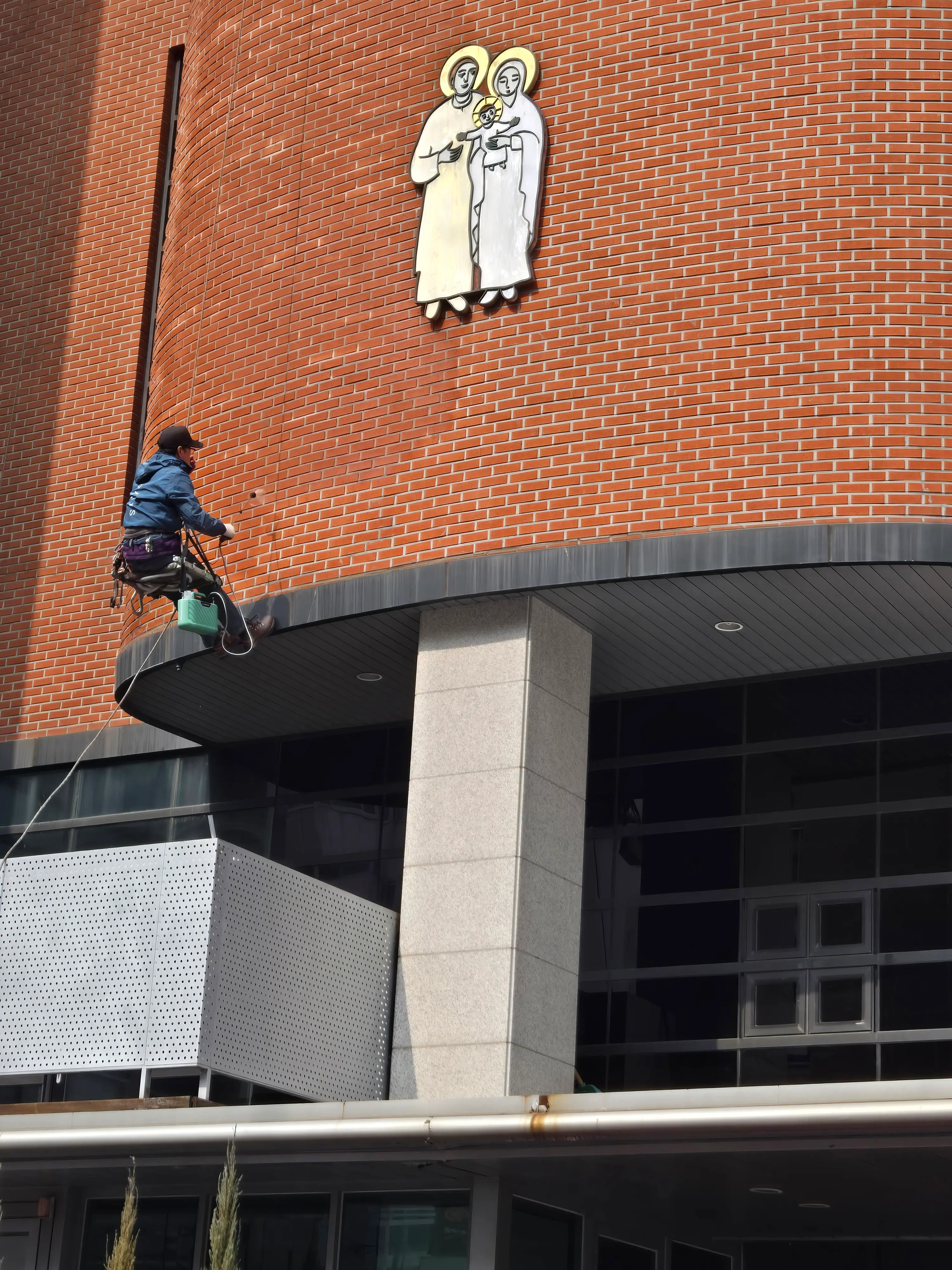 외벽 발수 코팅 (로프작업) 시공 작업 사진 9